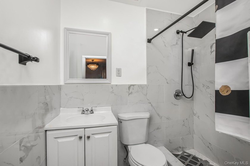 Welcome to 819 E 223rd St in the heart of the Williamsbridge - photo 7