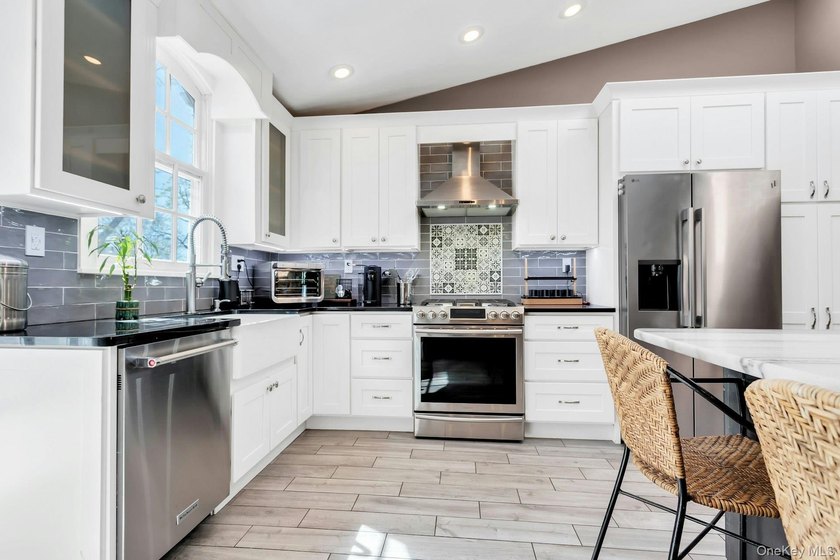 Mint expanded Center Hall Split in the desirable Village of - photo 12