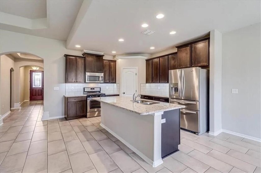 LOCATION! Gorgeous Southside home in Terra Mar by the Oso Bay - photo 4