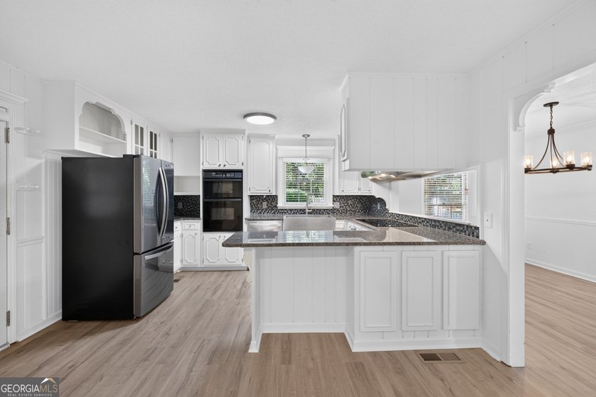 Searching for the perfect low-maintenance ranch home in North - photo 11