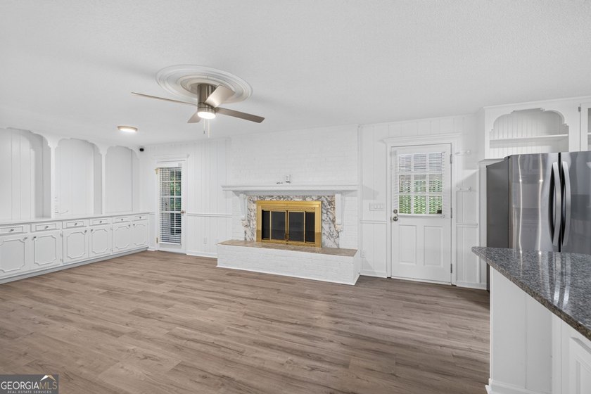 Searching for the perfect low-maintenance ranch home in North - photo 14