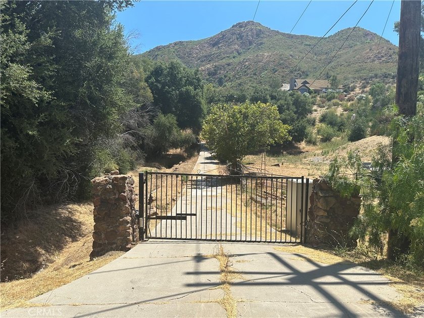 Build Your Visionary Estate on the Iconic Mulholland Highway - photo 4