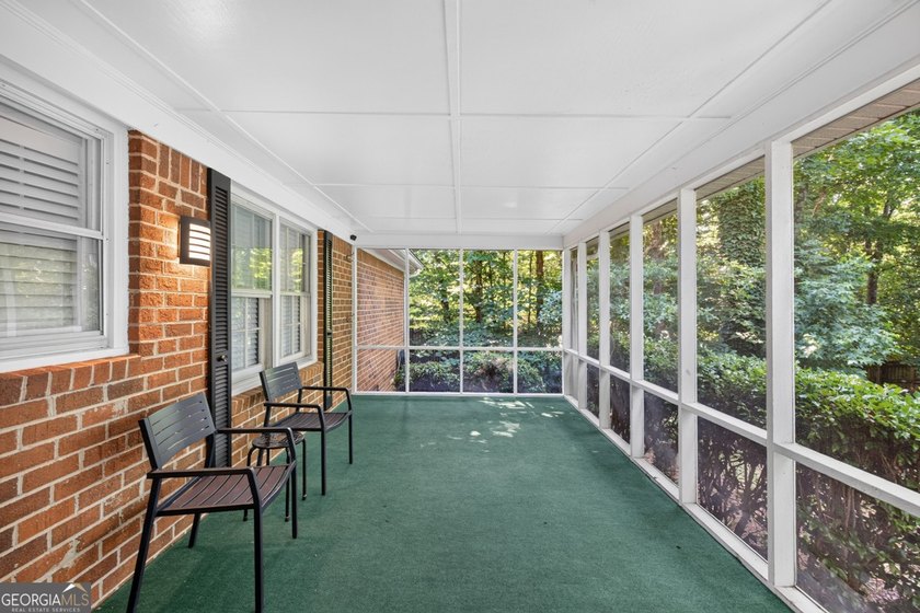 Searching for the perfect low-maintenance ranch home in North - photo 23
