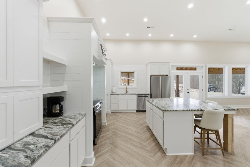 Welcome to Three Springs Retreat, a rare opportunity to own - photo 17