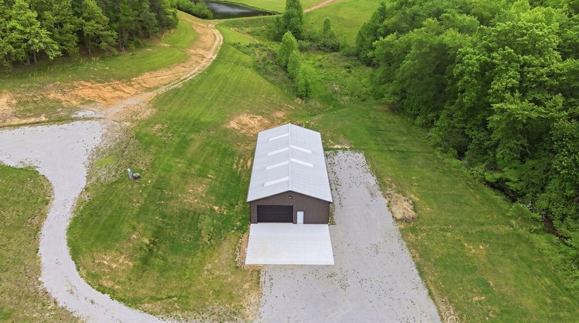 Welcome to Three Springs Retreat, a rare opportunity to own - photo 36