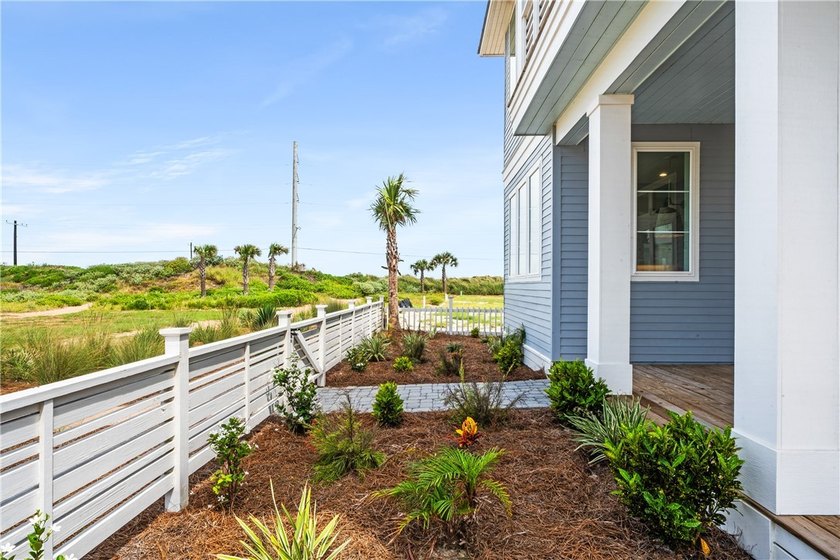 Experience refined coastal living in this beautifully crafted - photo 3