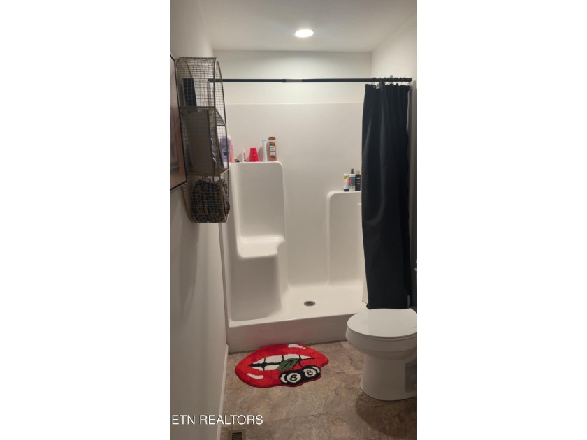 Just 2 years old! This one packs a punch! 1967 sq ft with 3 - photo 13