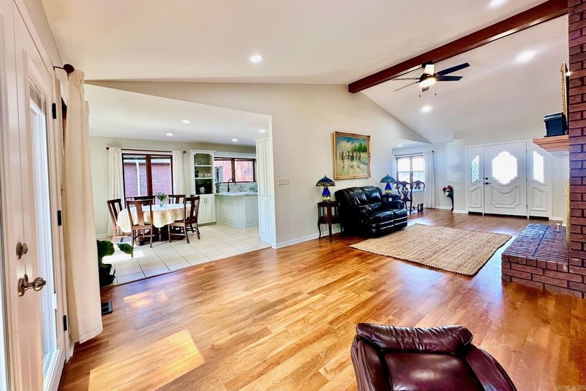 Welcome to an exceptional waterfront opportunity on Lake - photo 14