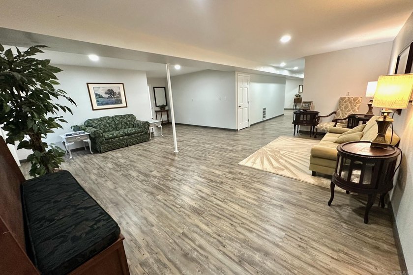 Welcome to an exceptional waterfront opportunity on Lake - photo 38