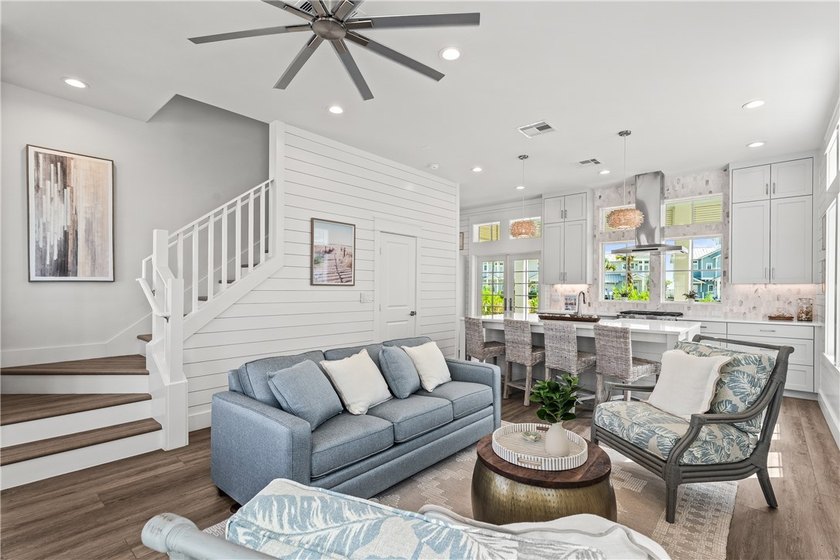 Move right into this beautifully furnished new construction home - photo 4