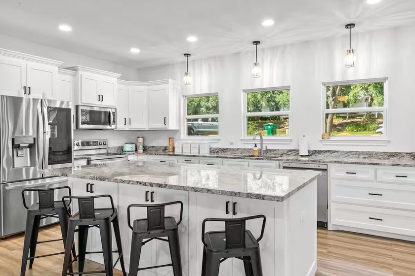 Nestled in the heart of charming Lake Brownwood, this expansive - photo 8