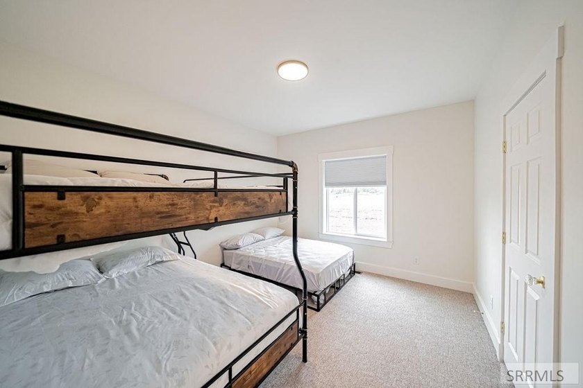 Country living meets modern flexibility in this beautiful new - photo 48