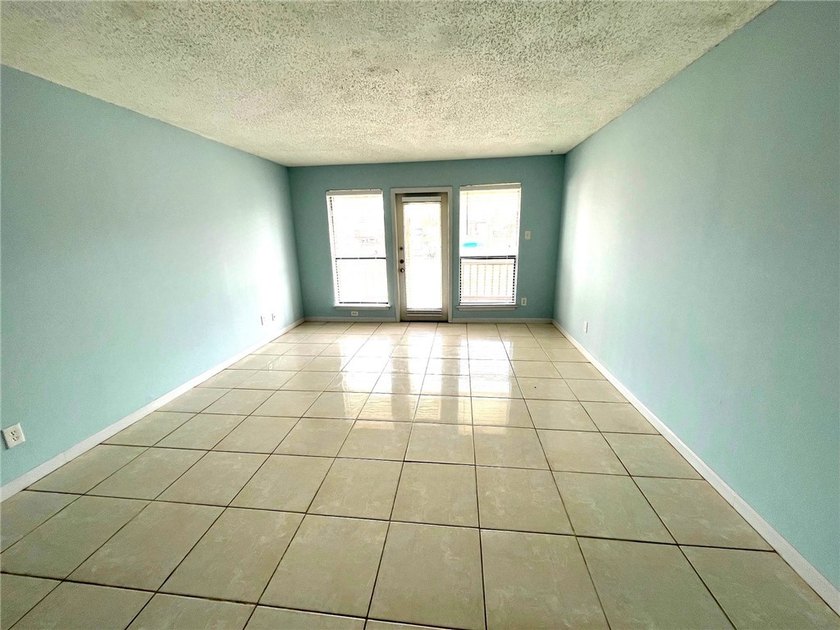 This WATERFRONT condo is a blank canvas to add your personal - photo 2
