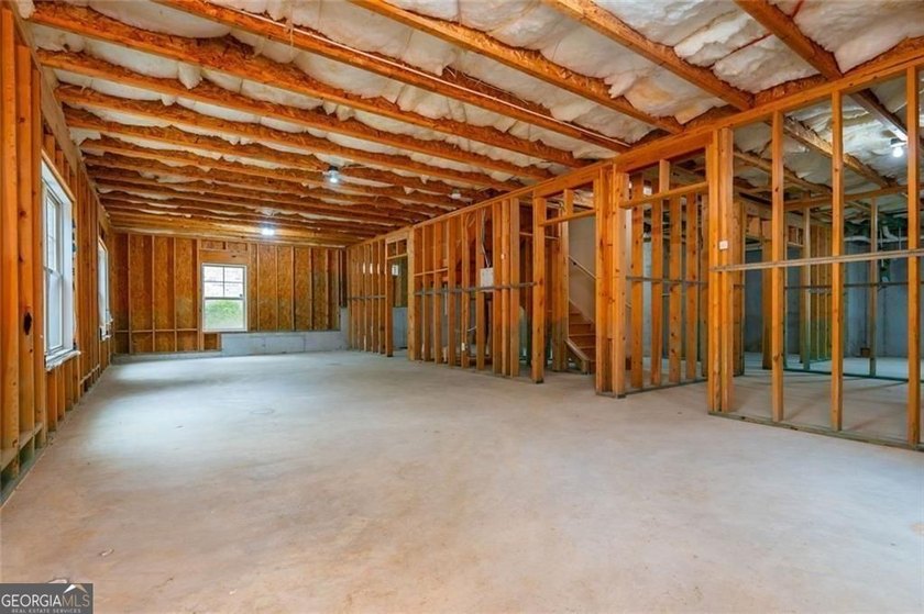 *** Contingency Offers considered, if Buyer home is under - photo 23
