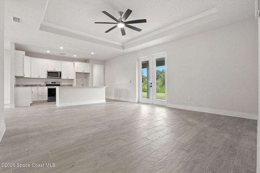 Welcome to the highly sought-after Ava Maria floor plan by - photo 6