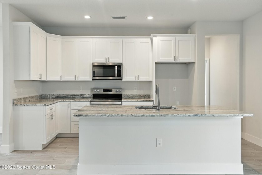 Welcome to the highly sought-after Ava Maria floor plan by - photo 10