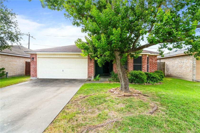 Seller offering $10,000 with accepted offer to use toward - photo 2