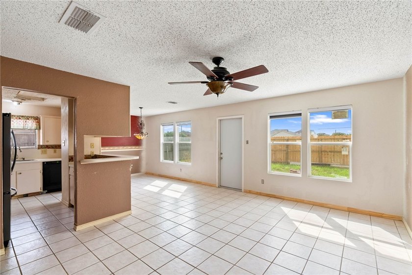 Seller offering $10,000 with accepted offer to use toward - photo 5