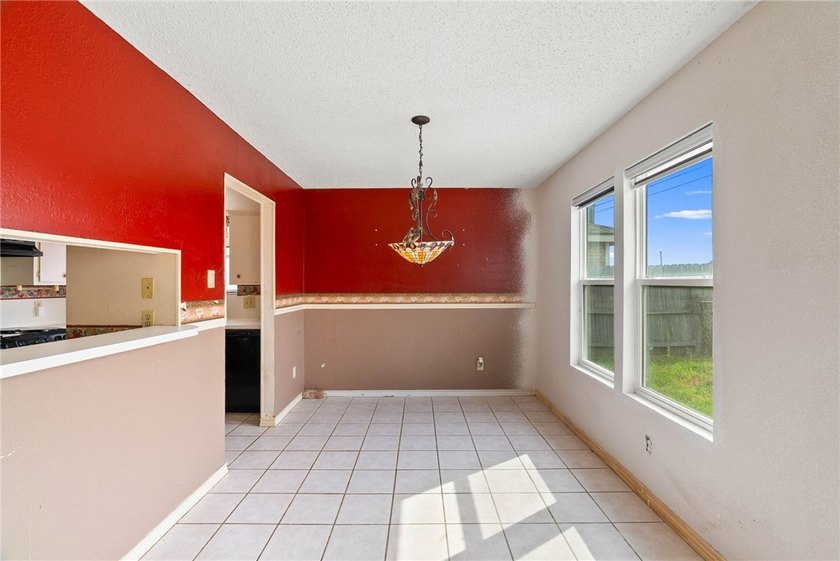 Seller offering $10,000 with accepted offer to use toward - photo 6