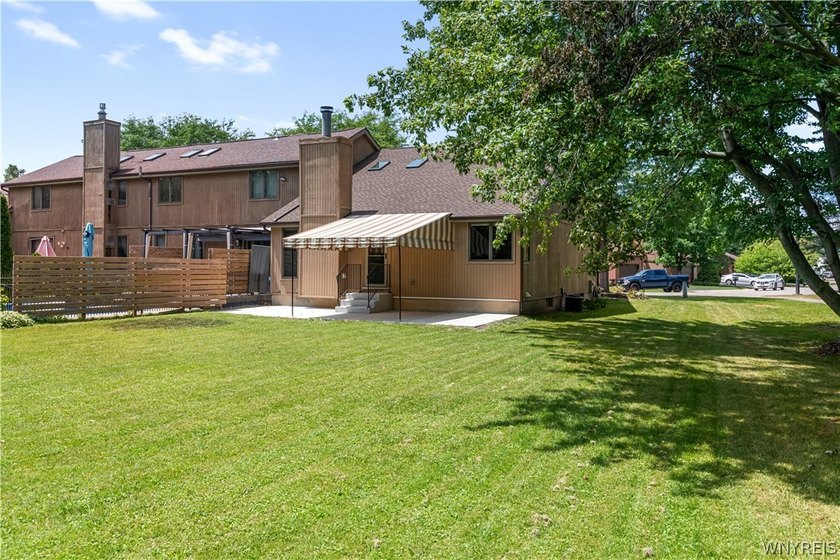 Welcome to 425 Robin, a beautifully updated ranch situated on - photo 24