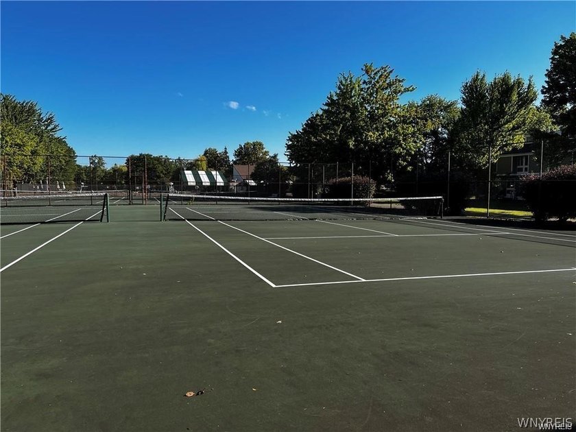 Welcome to 425 Robin, a beautifully updated ranch situated on - photo 34