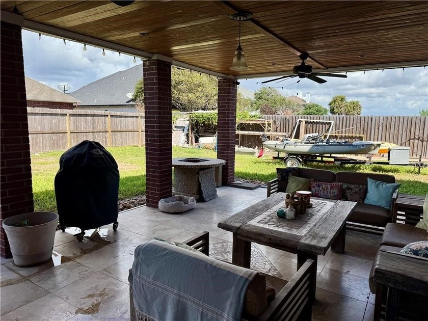 ** BRING ALL OFFERS! AS-IS! PRICED UNDER MARKET VALUE! ** This - photo 10