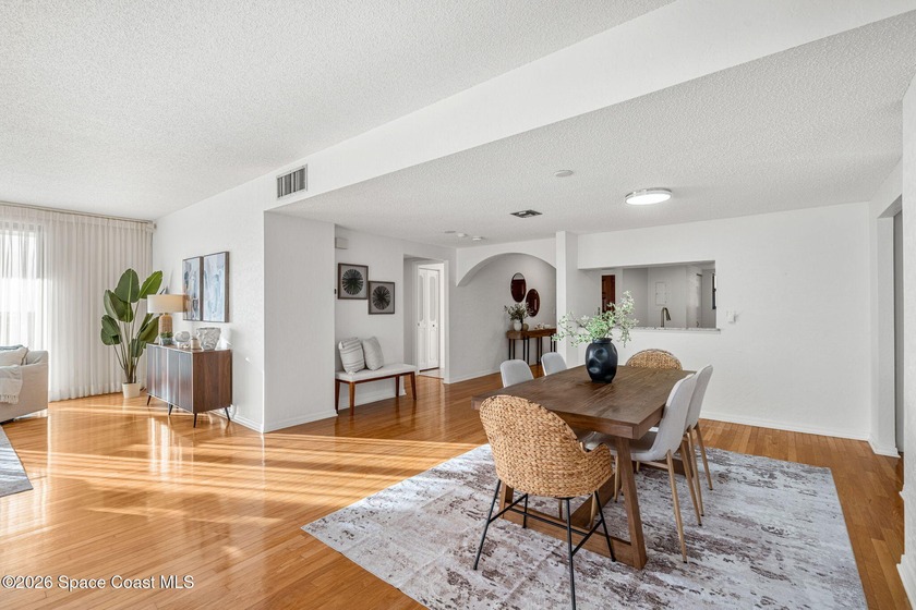 Discover the luxury of this 7th-floor corner oceanfront condo in - photo 18