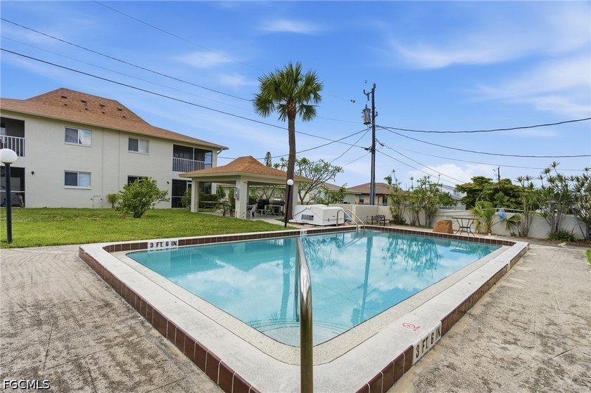 Welcome to Caribbean Breeze! This beautifully maintained - photo 31