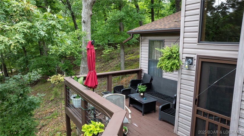 Priced to sell! INCOME PRODUCING Property!! Big room in this - photo 8
