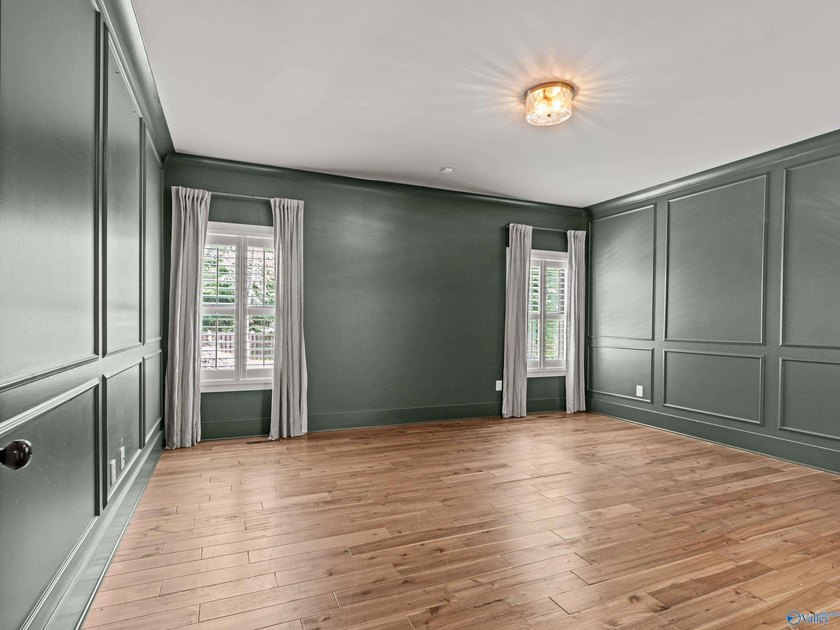 Stunning Sycamore Cove home inside Guntersville city limits - photo 11