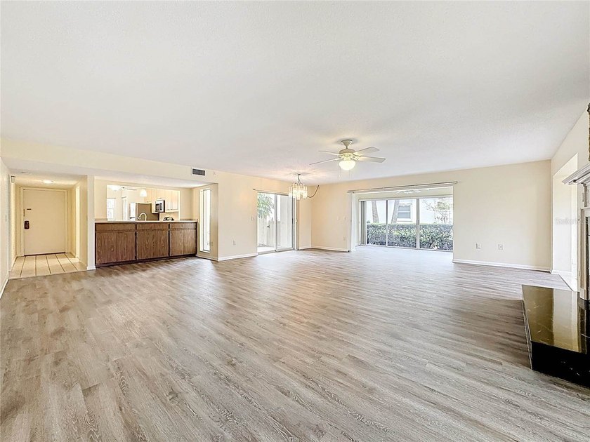 Under contract-accepting backup offers. Experience refined - photo 19