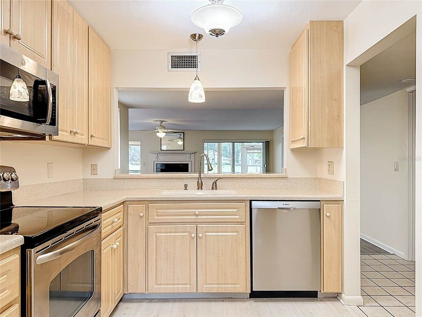 Under contract-accepting backup offers. Experience refined - photo 26