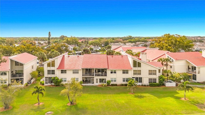 Under contract-accepting backup offers. Experience refined - photo 35