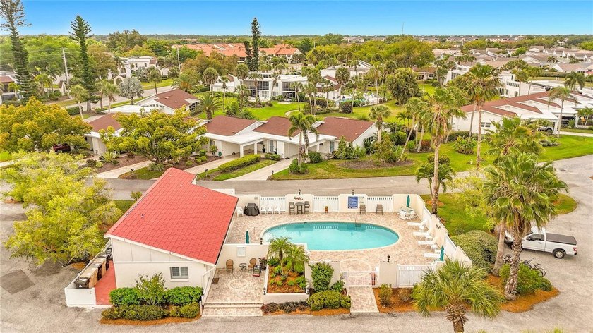 Under contract-accepting backup offers. Experience refined - photo 49