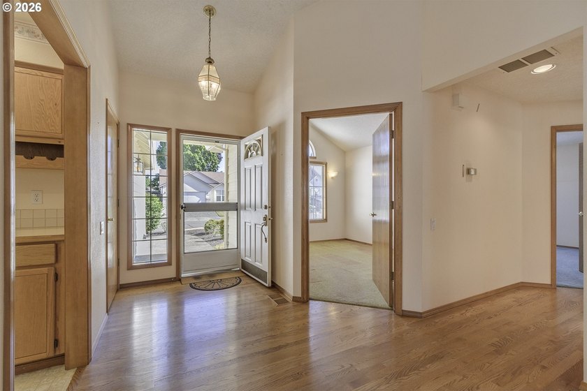 Open House - Friday 7/24, 5pm-7pm, Saturday 7/25, 12pm-2pm - photo 3