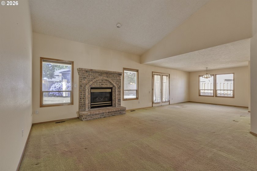 Open House - Friday 7/24, 5pm-7pm, Saturday 7/25, 12pm-2pm - photo 5