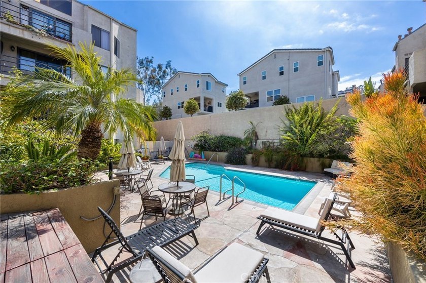 Rare first-floor end-unit condo with no common walls, located in - photo 35