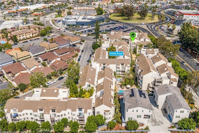 Rare first-floor end-unit condo with no common walls, located in - photo 36