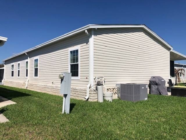 Lot #360 / 3 B / 3 BA / 1,992 Sq. Ft. / $209,800.00 Beautiful - photo 5