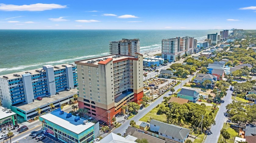 Welcome to this spacious 4-bedroom, 4-bath residence in the - photo 32