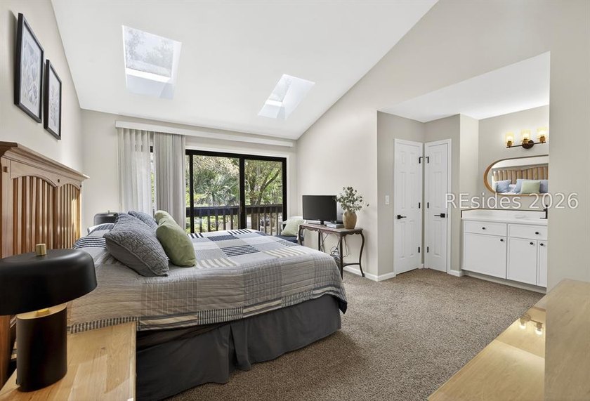 Excellent opportunity for both personal enjoyment and rental - photo 33
