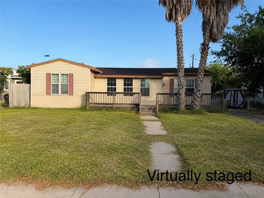 1337 Cambridge offers an excellent opportunity for investors - photo 2
