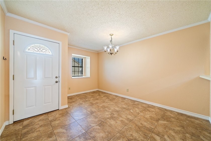 Welcome to The Mansions! This charming 2 bedroom, 2 full - photo 4