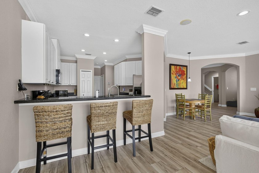 Welcome to this beautifully maintained 4-bedroom, 3.5-bath home - photo 17