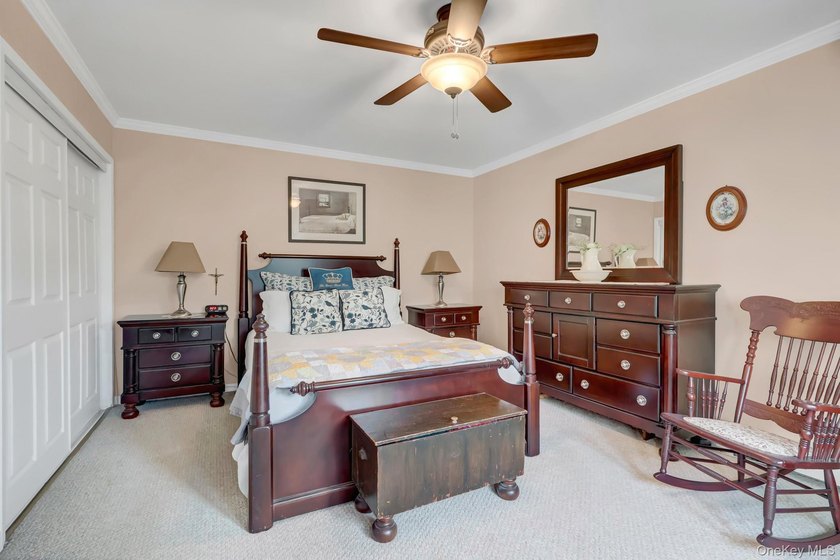 Don't miss this charming and well-maintained, second floor - photo 13