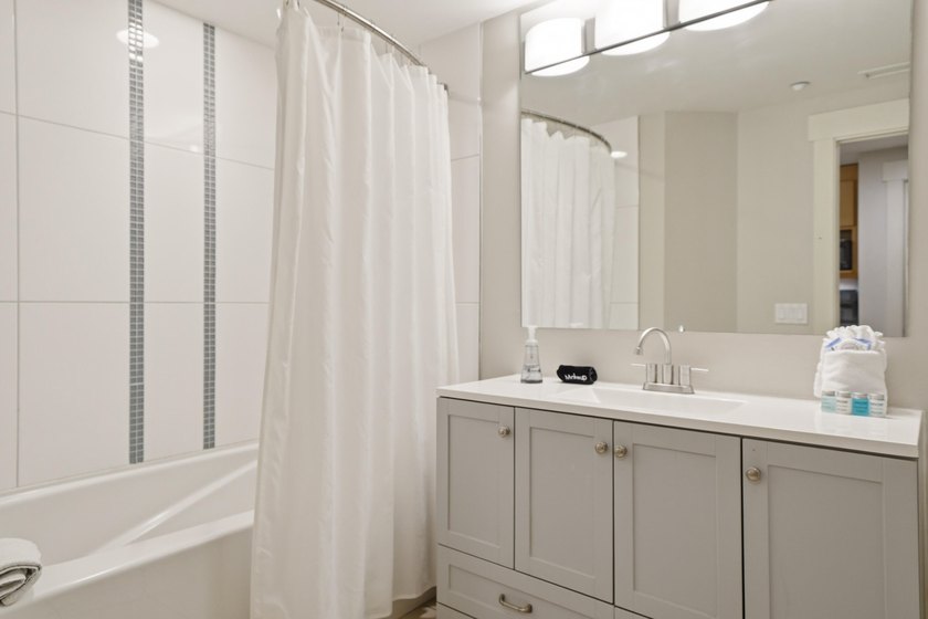Welcome to ''High Tide,'' a beautifully furnished second-floor - photo 22