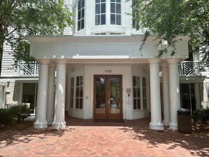 Welcome to ''High Tide,'' a beautifully furnished second-floor - photo 27