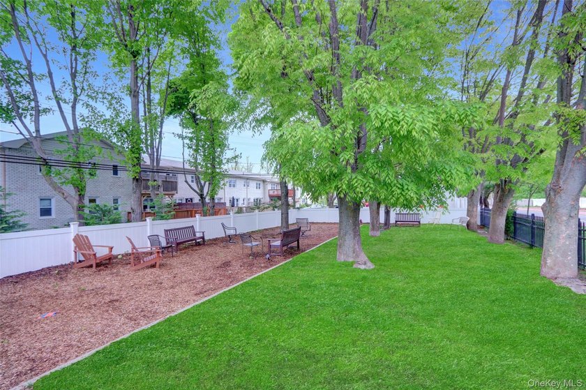Don't miss this charming and well-maintained, second floor - photo 27