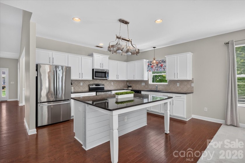 Designed with both elegant entertaining and everyday comfort in - photo 12