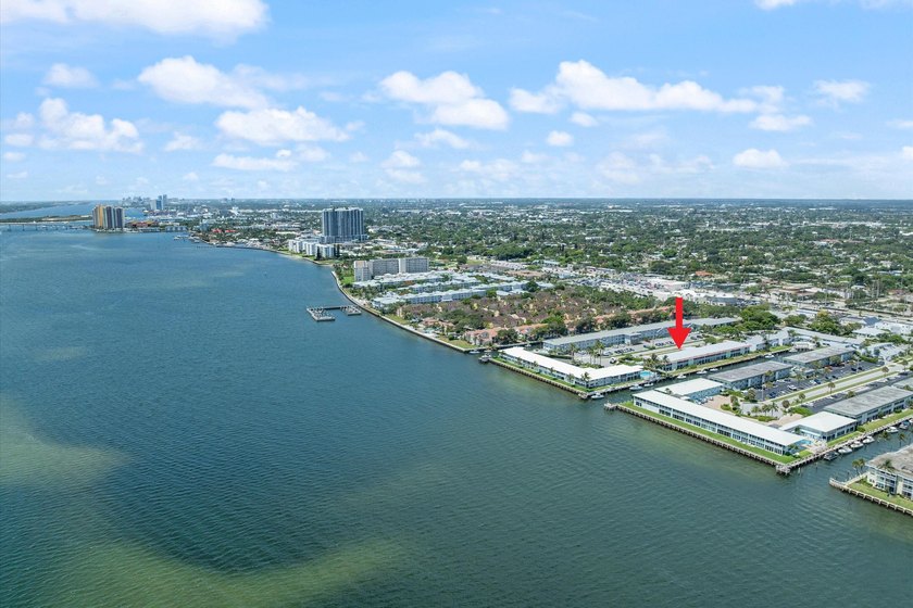 Prime Waterfront Condo in North Palm Beach Condo Features - photo 26
